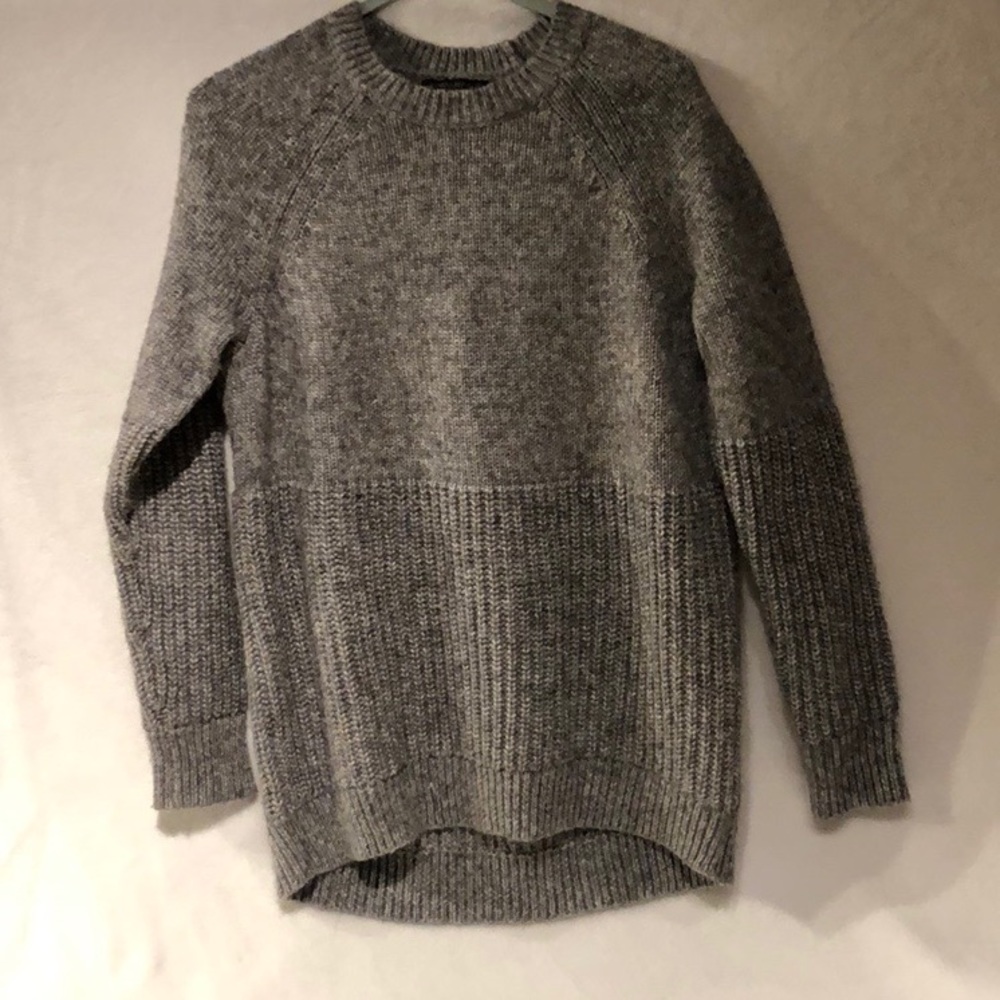Banana Republic Gray Sweater